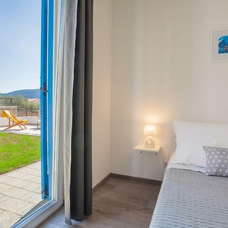 Apartment D Cres Luaran gambar